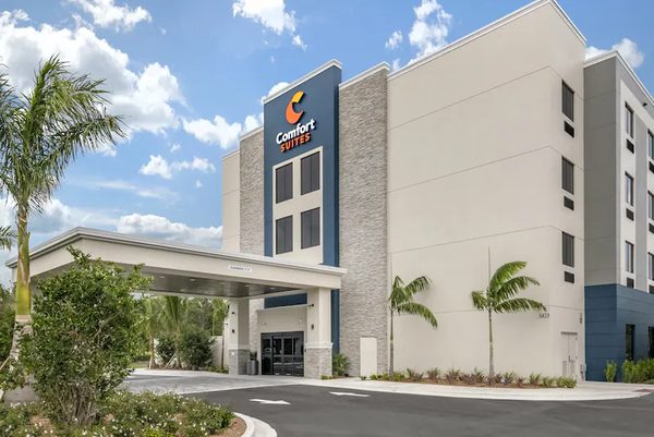 Comfort Suites Stuart Hutchinson Island — Property