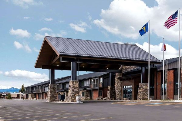 Copper King Hotel Convention Center — Property