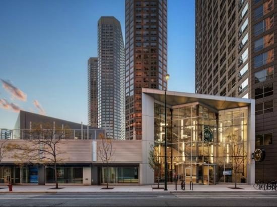 Corporate Suites Network at Presidential Towers Chicago Illinois — Property