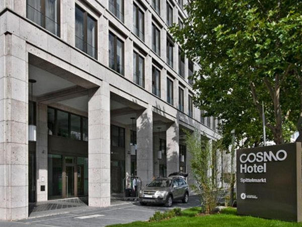 COSMO Hotel Berlin Mitte — Property