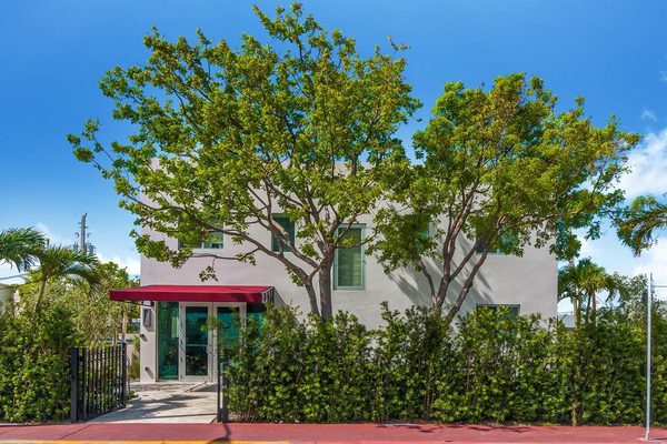 Costa Norte Boutiquel Hotel Miami Beach Florida — Property