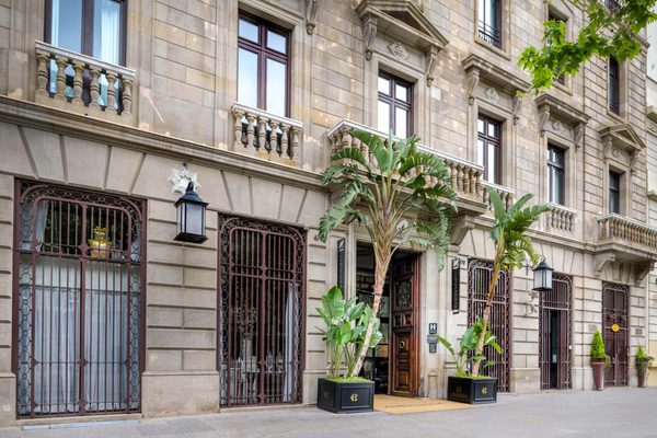 Cotton House Hotel Autograph Collection Barcelona Catalonia — Property