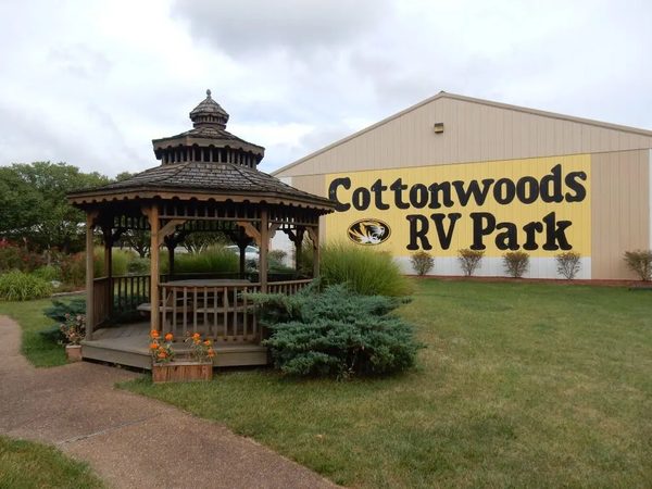 Cottonwoods RV Park — Property