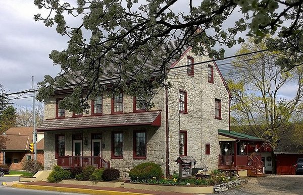 Country Hearth Bed and Breakfast — Property