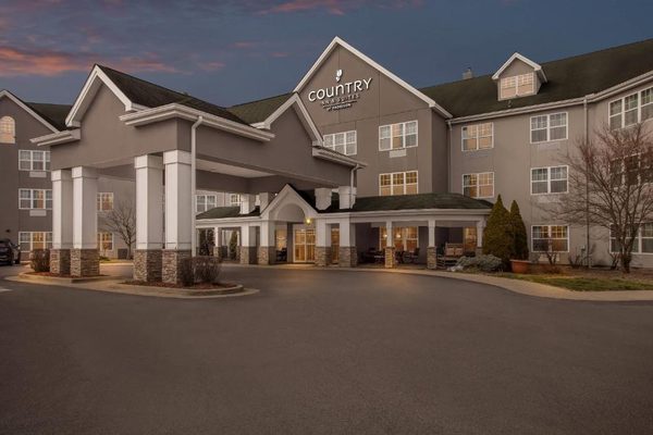 Country Inn Suites by Radisson Beckley WV — Property