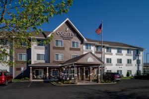 Country Inn Suites by Radisson Charleston South WV — Property