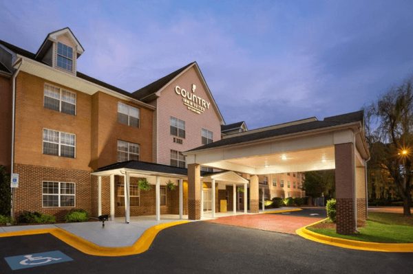 Country Inn Suites by Radisson Charlotte University Place NC — Property
