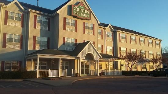 Country Inn Suites by Radisson Dakota Dunes SD — Property