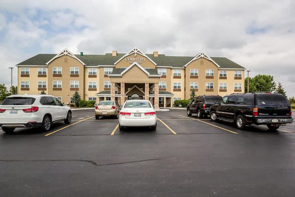 Country Inn Suites by Radisson Fond du Lac WI — Property