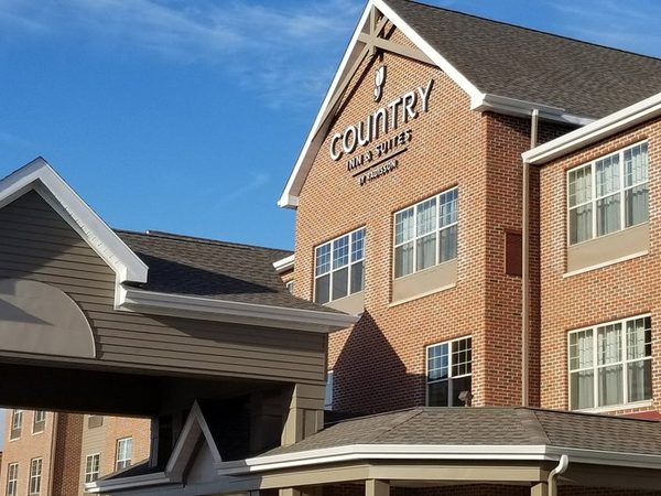 Country Inn Suites by Radisson Green Bay East WI — Property