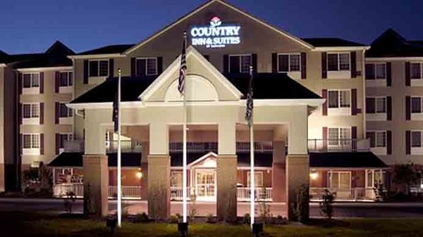 Country Inn Suites by Radisson Indianapolis Airport South IN — Property