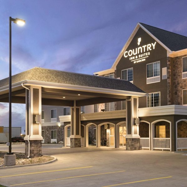 Country Inn Suites by Radisson Minot ND — Property