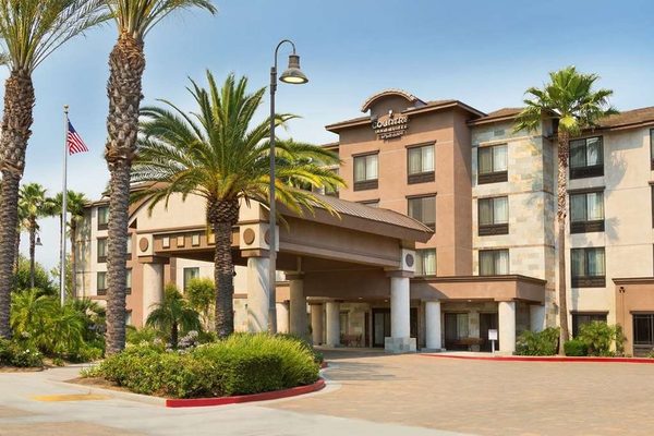 Country Inn Suites by Radisson Ontario at Ontario Mills CA — Property