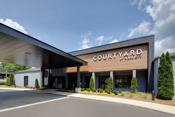 Courtyard by Marriott Atlanta Windy Hill Ballpark — Property