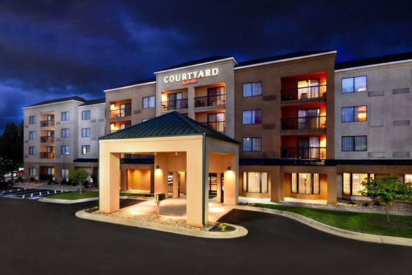 Courtyard by Marriott Beckley — Property