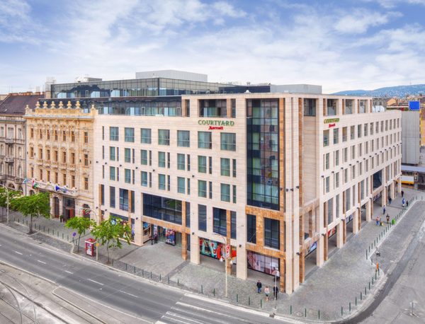 Courtyard by Marriott Budapest City Center — Property