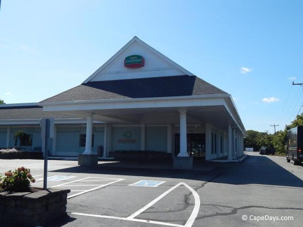 Courtyard by Marriott Cape Cod Hyannis — Property
