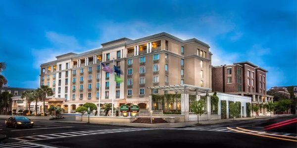 Courtyard by Marriott Charleston Historic District — Property