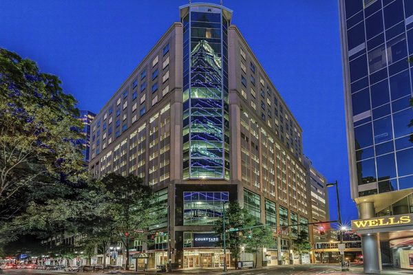 Courtyard by Marriott Charlotte City Center — Property