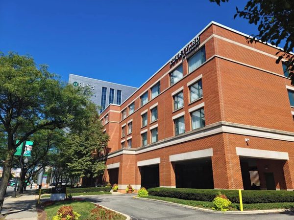 Courtyard by Marriott Chicago at Medical District UIC Chicago Illinois — Property