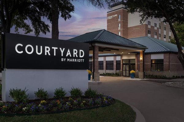 Courtyard by Marriott Dallas Addison Quorum Drive — Property
