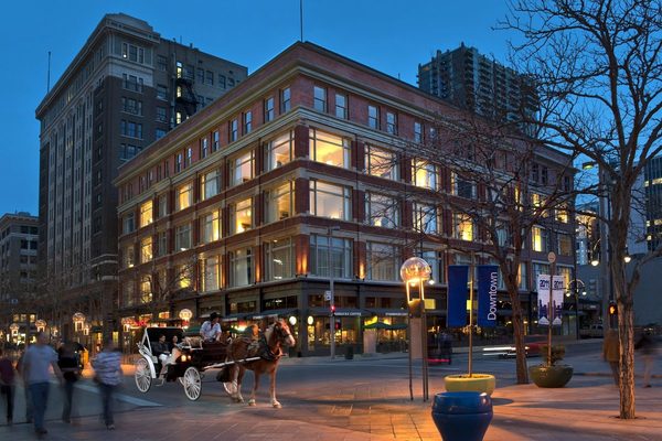 Courtyard by Marriott Denver Downtown — Property