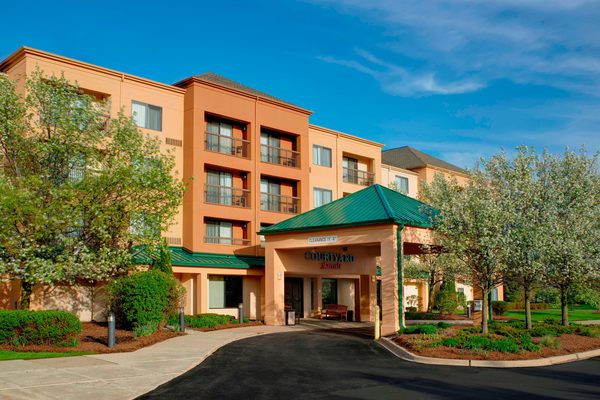 Courtyard by Marriott Detroit Pontiac Auburn Hills — Property