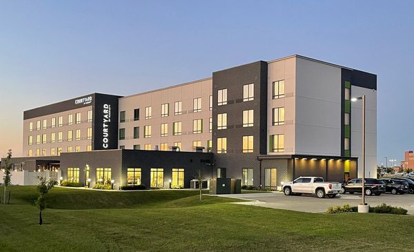 Courtyard by Marriott Fargo — Property