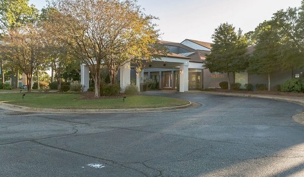 Courtyard by Marriott Hampton Coliseum Central — Property