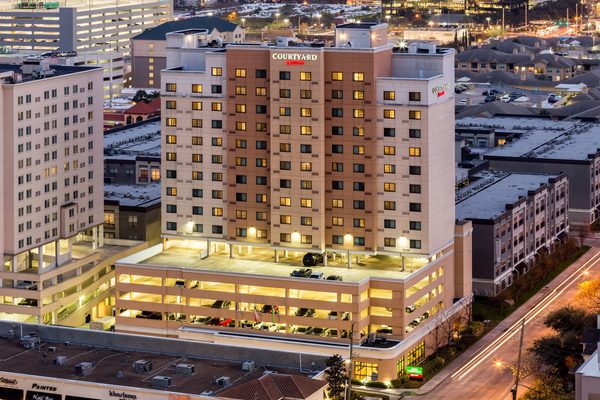 Courtyard by Marriott Houston by The Galleria — Property