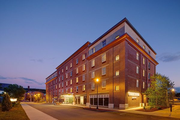 Courtyard by Marriott Keene Downtown — Property