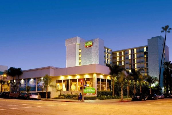 Courtyard by Marriott Long Beach Downtown — Property