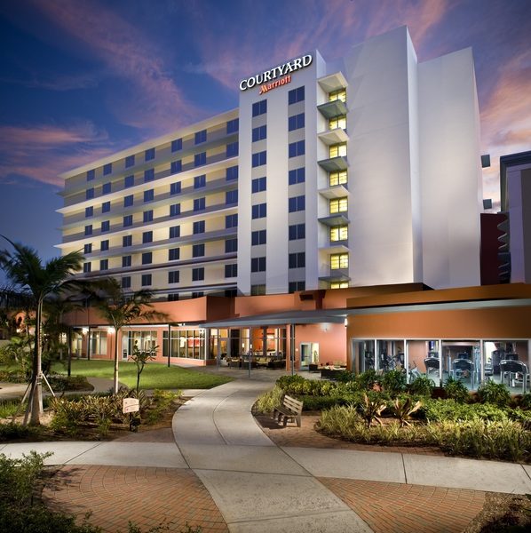 Courtyard by Marriott Miami Airport Miami Florida — Property