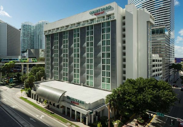 Courtyard by Marriott Miami Downtown Brickell Area Miami Florida — Property