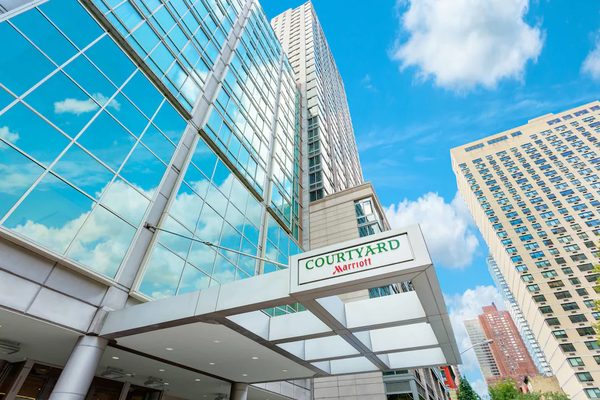 Courtyard by Marriott New York Manhattan Midtown East — Property