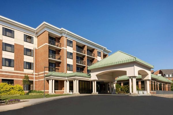 Courtyard by Marriott Newark University of Delaware — Property