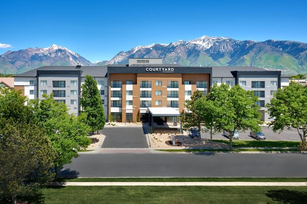 Courtyard by Marriott Salt Lake City Airport — Property