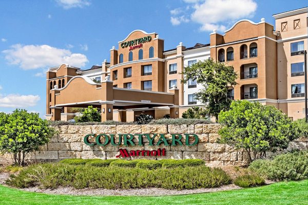 Courtyard by Marriott San Antonio Medical Center — Property