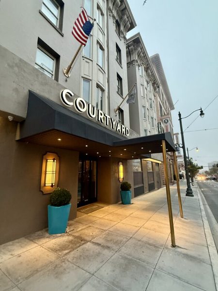 Courtyard By Marriott San Francisco Downtown van Ness Ave — Property