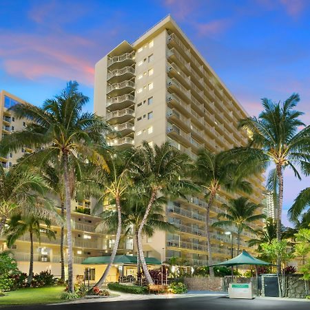 Courtyard by Marriott Waikiki Beach — Property