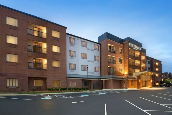 Courtyard by Marriott Worcester — Property