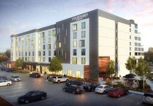 Courtyard Houston Heights I 10 — Property