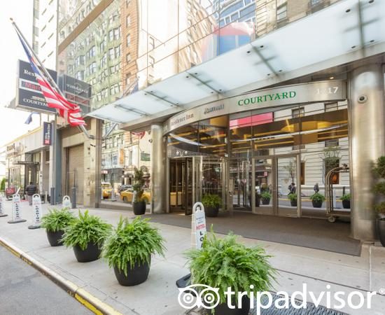Courtyard New York Manhattan Central Park — Property
