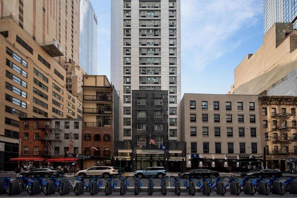 Courtyard New York World Trade Center Area New York City New York — Property