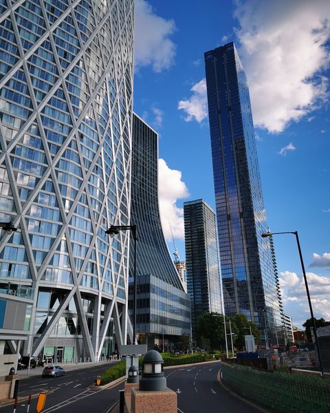 Cove Landmark Pinnacle Canary Wharf — Property