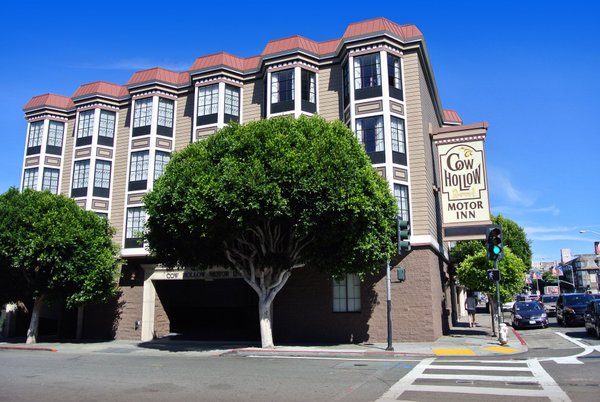 Cow Hollow Inn Suites — Property