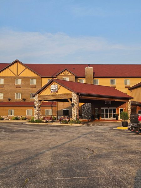 Cranberry Country Lodge — Property
