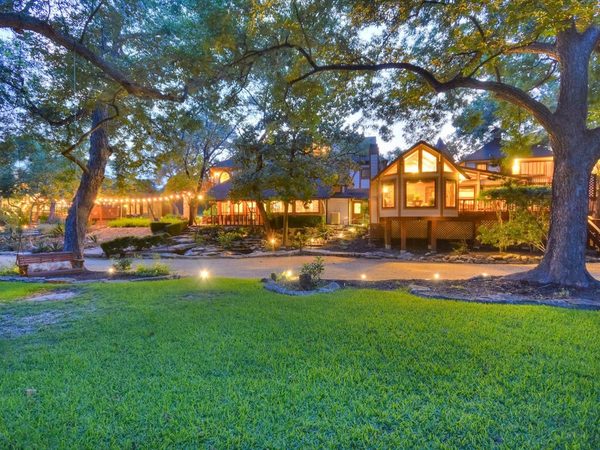 Creekhaven Inn Spa — Property