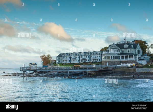 Cromwell Harbor Motel — Property