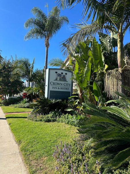 Crown City Inn Bistro — Property